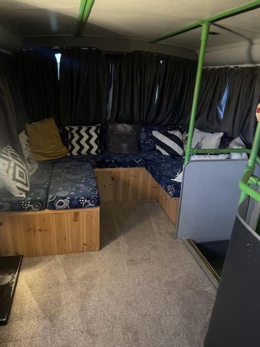The Green Bus And The Lodge Woodstock Exteriör bild